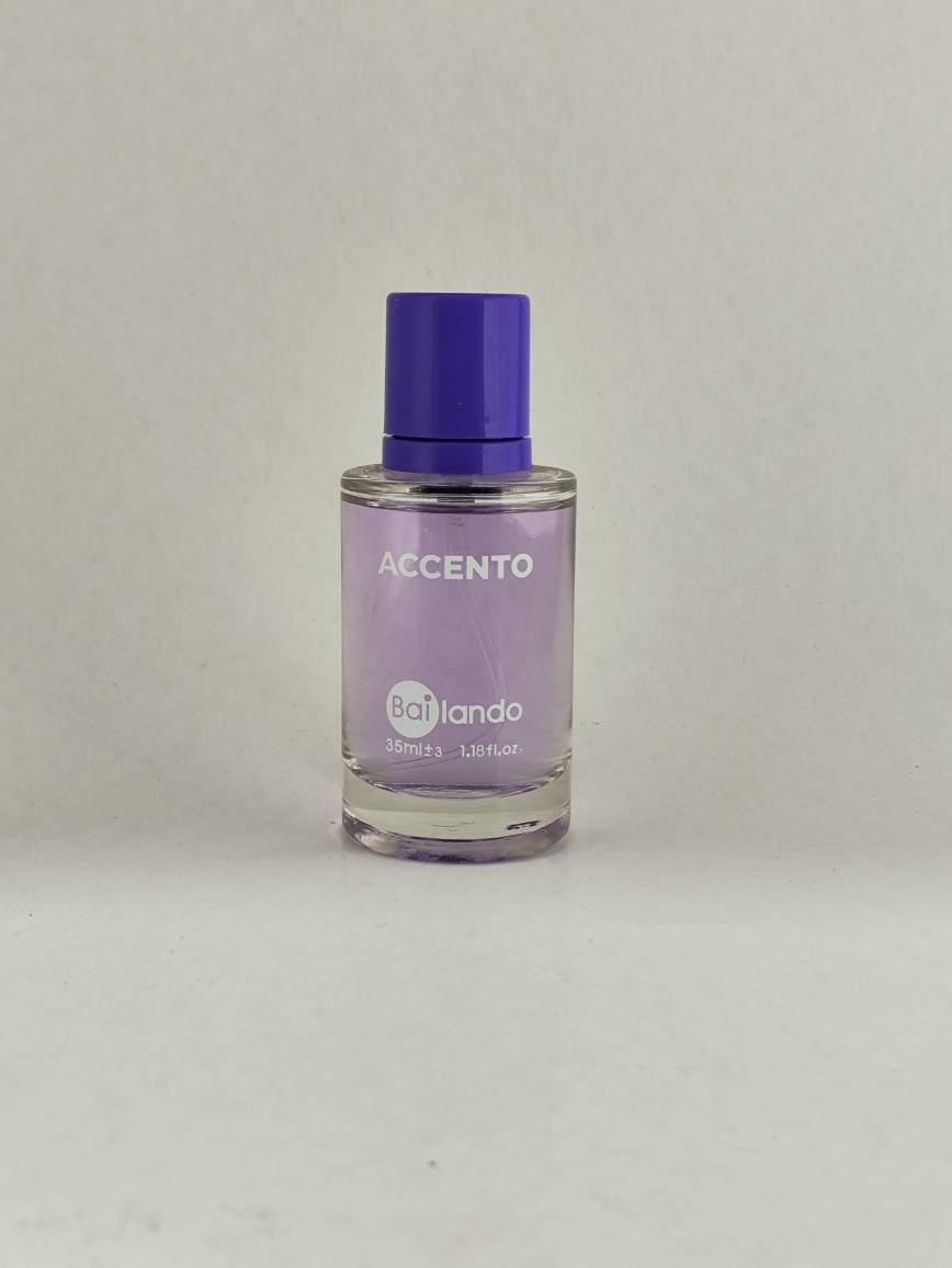 ادکلن جیبی زنانه بایلندو مدل اکسنتو ACCENTO عطری قابل استفاده هم برای خانم ها و هم آقایان است. این عطر رایحه ای خنک با گروه بویایی چوبی، گلی، میوه ای است.