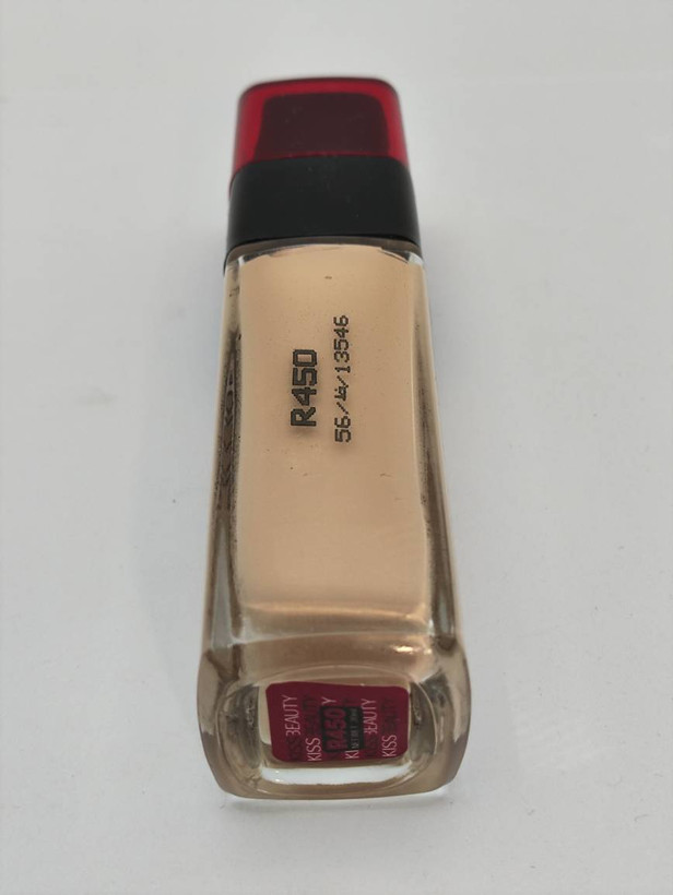 کرم پودر شیشه ای R450 کیس بیوتی 30 میل فاندیشن لورآل اینفالبل 32H Fresh Wear سایه R450 | کرم پودر ۳۰ میل کیس بیوتی با نشان سیب سلامت واصل