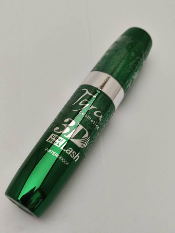 ریمل تایرا Tyra حجم دهنده و تفکیک دقیق مژه مدل 3D Black Lash